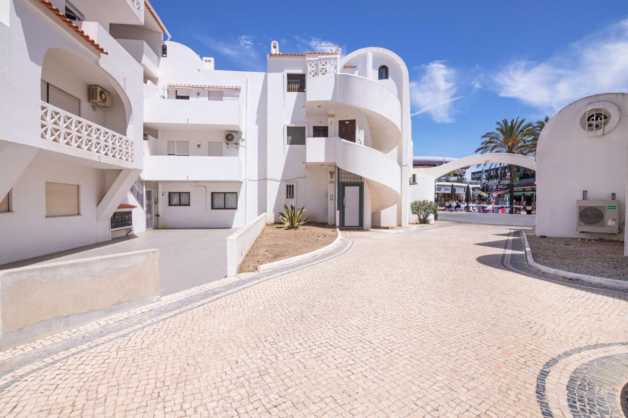 Appartement Beti Oura Village